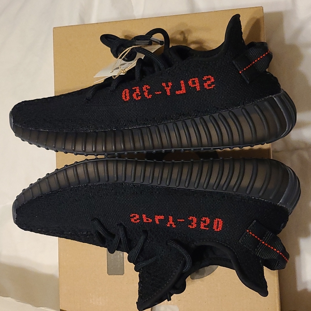 Yeezy 350 bred adult size 6.5 - Picture 7 of 7